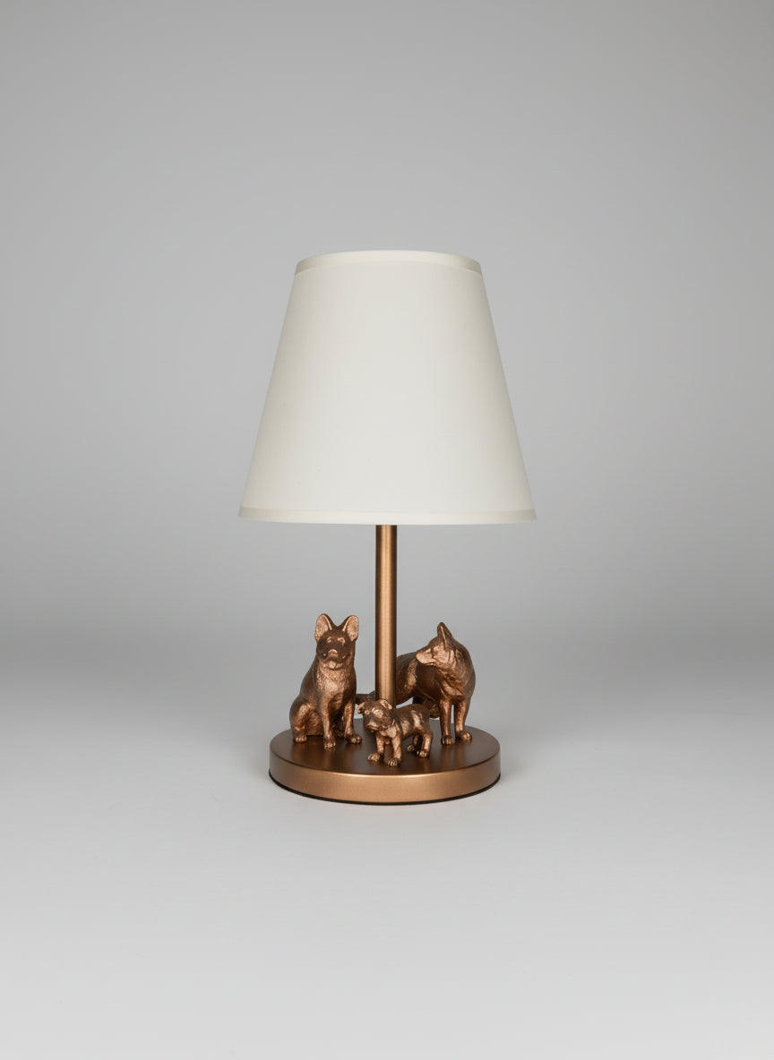 Kinderlampe born to guard, bound to love