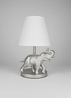 Kinderlampe raised to shine