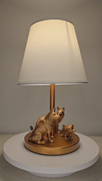 Kinderlampe born to guard, bound to love